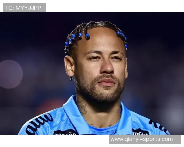 内马尔健身房自拍照引发热议展现运动激情与坚持不懈的决心