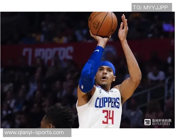 纳斯透露近期训练专注阵容与战术调整以提升球队磨合效果