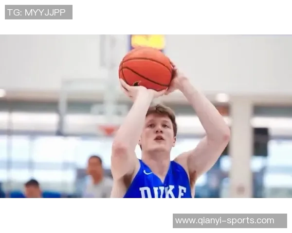 克尼佩尔表现抢眼11投6中斩获19分10篮板9助攻接近三双 克尼佩尔表现抢眼11投6中斩获19分10篮板9助攻接近三双