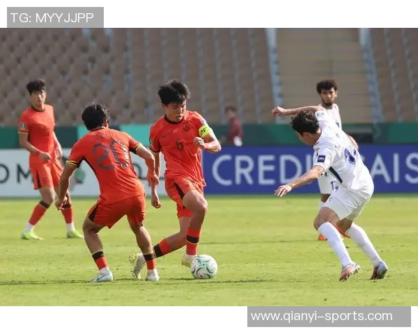 荷乙邓伯什祝贺王博豪罚入制胜点球助力中国U23队晋级四强