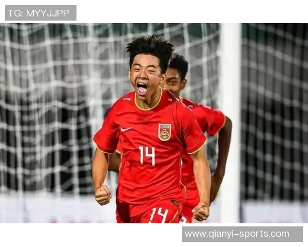 U16国足表现出色何思凡闪电进球助球队领先四球 U16国足表现出色何思凡闪电进球助球队领先四球