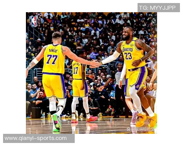 卡斯尔谈哈珀状态不明预计周四对湖人比赛将会出战 卡斯尔谈哈珀状态不明预计周四对湖人比赛将会出战