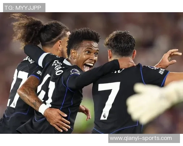 昔日双子星重现辉煌埃斯特旺半场奔袭传射恩德里克法甲上演帽子戏法 昔日双子星重现辉煌埃斯特旺半场奔袭传射恩德里克法甲上演帽子戏法